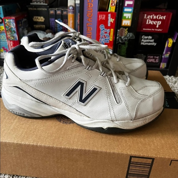 V4 Athletic Running Shoe Mens 